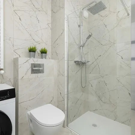 Apartamento Cozy With A Balcony And Parking By Renters